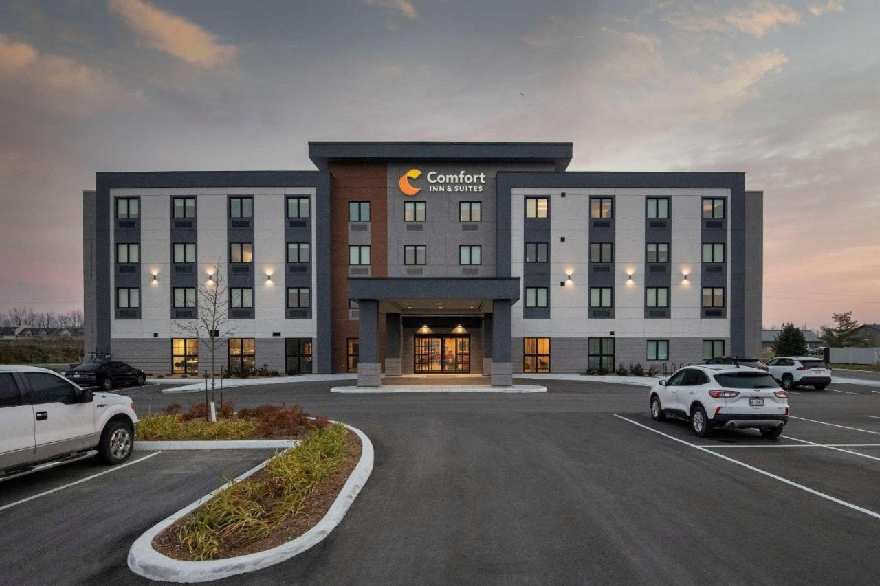 Comfort Inn & Suites Carleton Place Exterior foto
